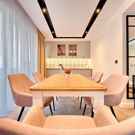 Apart Hotel Kalamper บาร์ ภายนอก รูปภาพ
