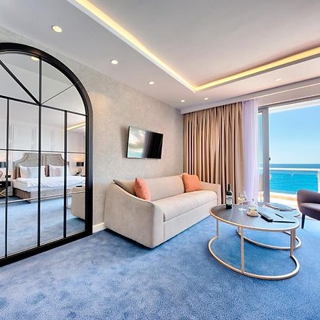 Apart Hotel Kalamper บาร์ ภายนอก รูปภาพ