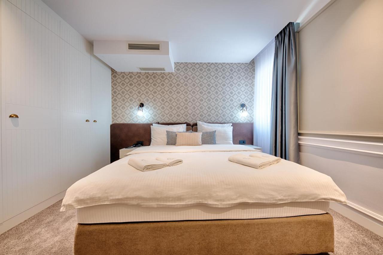 Apart Hotel Kalamper บาร์ ภายนอก รูปภาพ