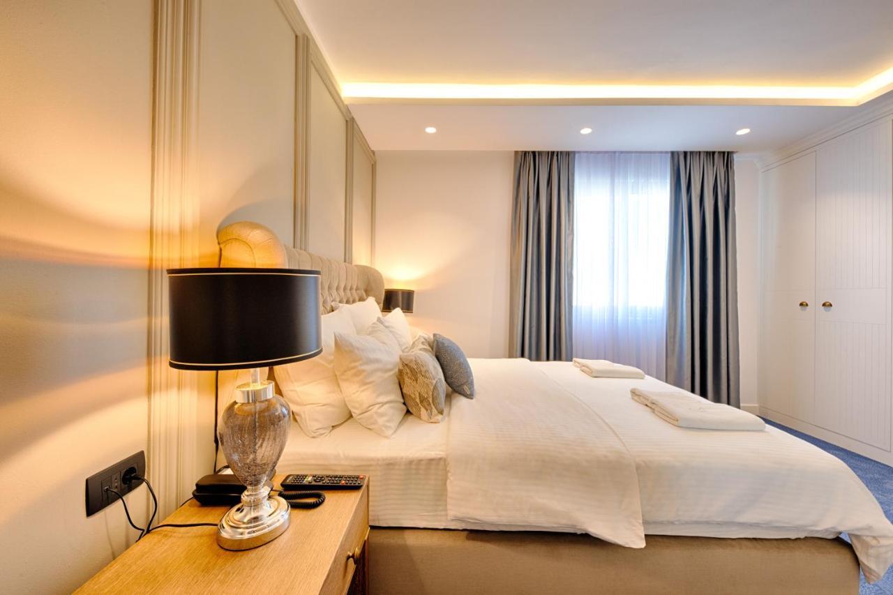 Apart Hotel Kalamper บาร์ ภายนอก รูปภาพ